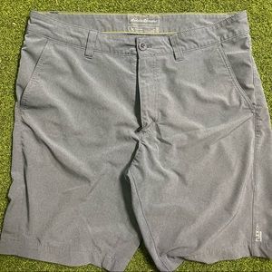 Eddie Bauer flexion Amphip shorts